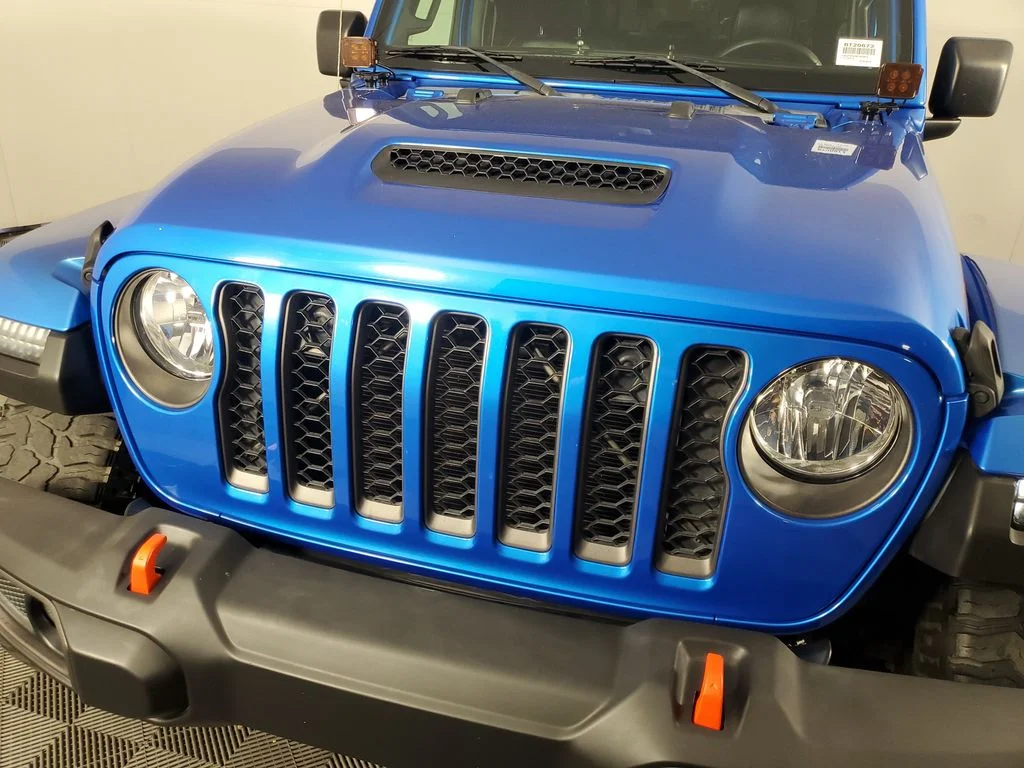Used 2021 Blue Jeep Mojave image 10