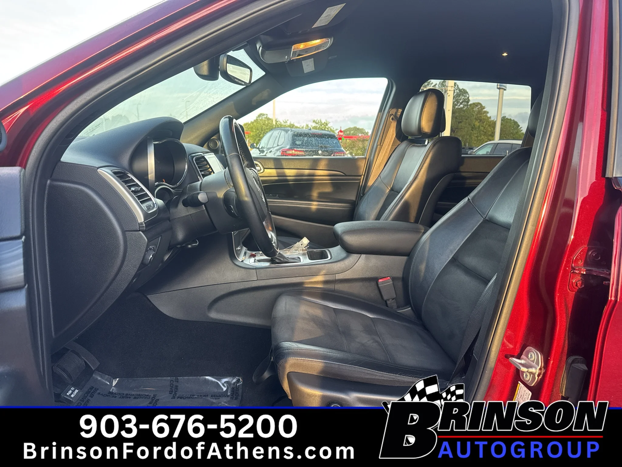 Certified Used 2019 Velvet Red Pearlcoat Jeep Altitude image 14