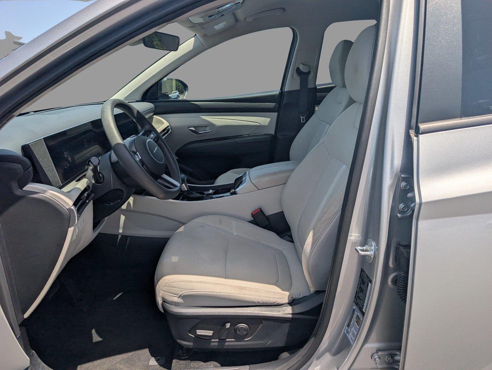 Used 2025 Shimmering Silver Hyundai SEL image 12