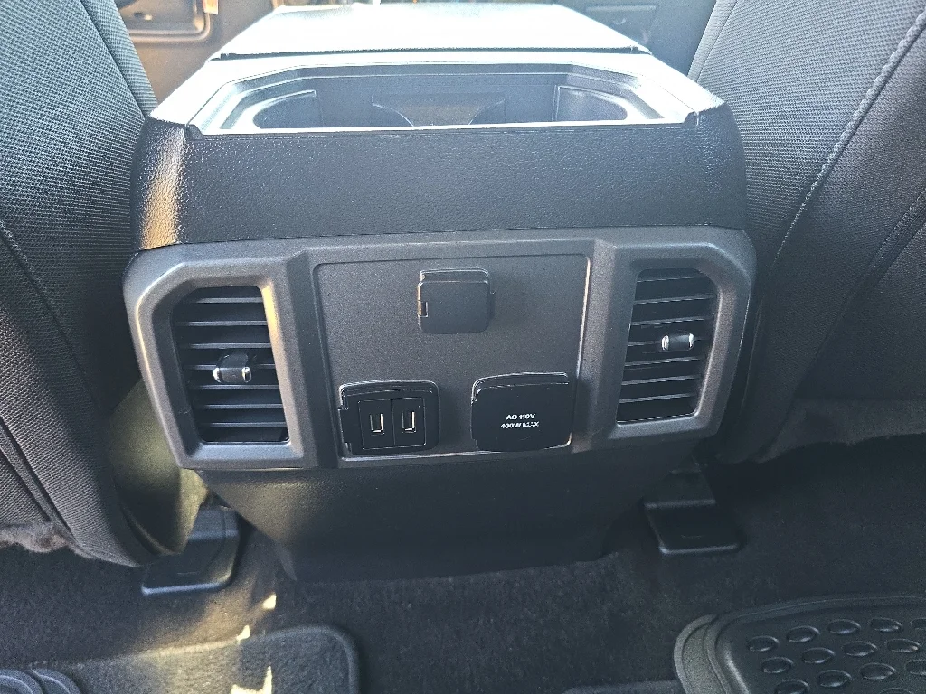 Used 2019  Ford XLT image 31