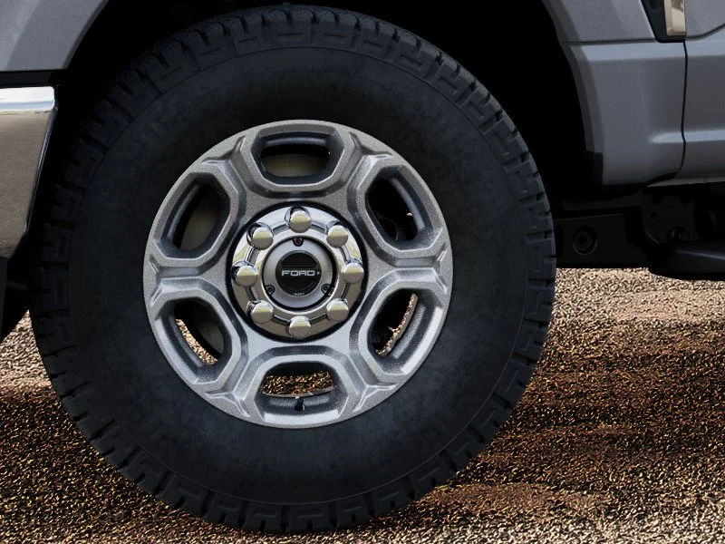 New 2027 Iconic Silver Metallic Ford F-250® XLT image 42