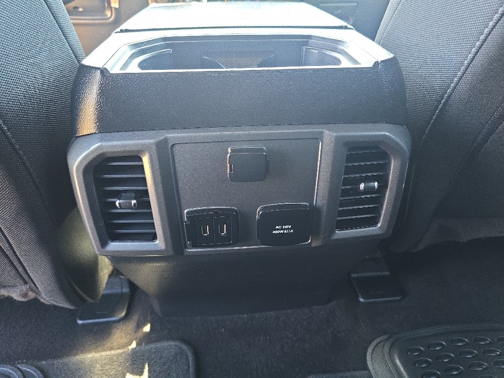 Used 2019  Ford XLT image 31