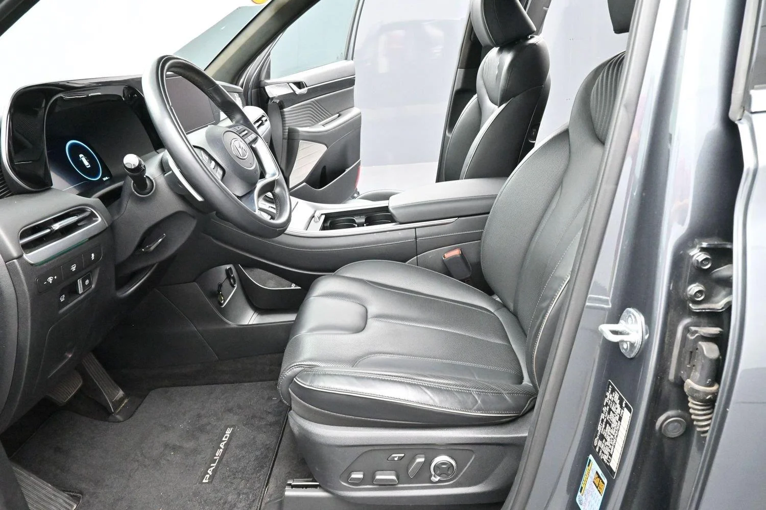 Used 2023 Steel Graphite Hyundai Calligraphy image 15