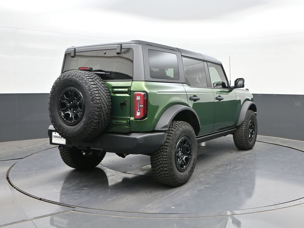 Used 2024 Green Ford Wildtrak image 11