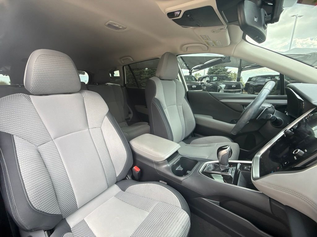 Used 2023 White Subaru Premium image 15