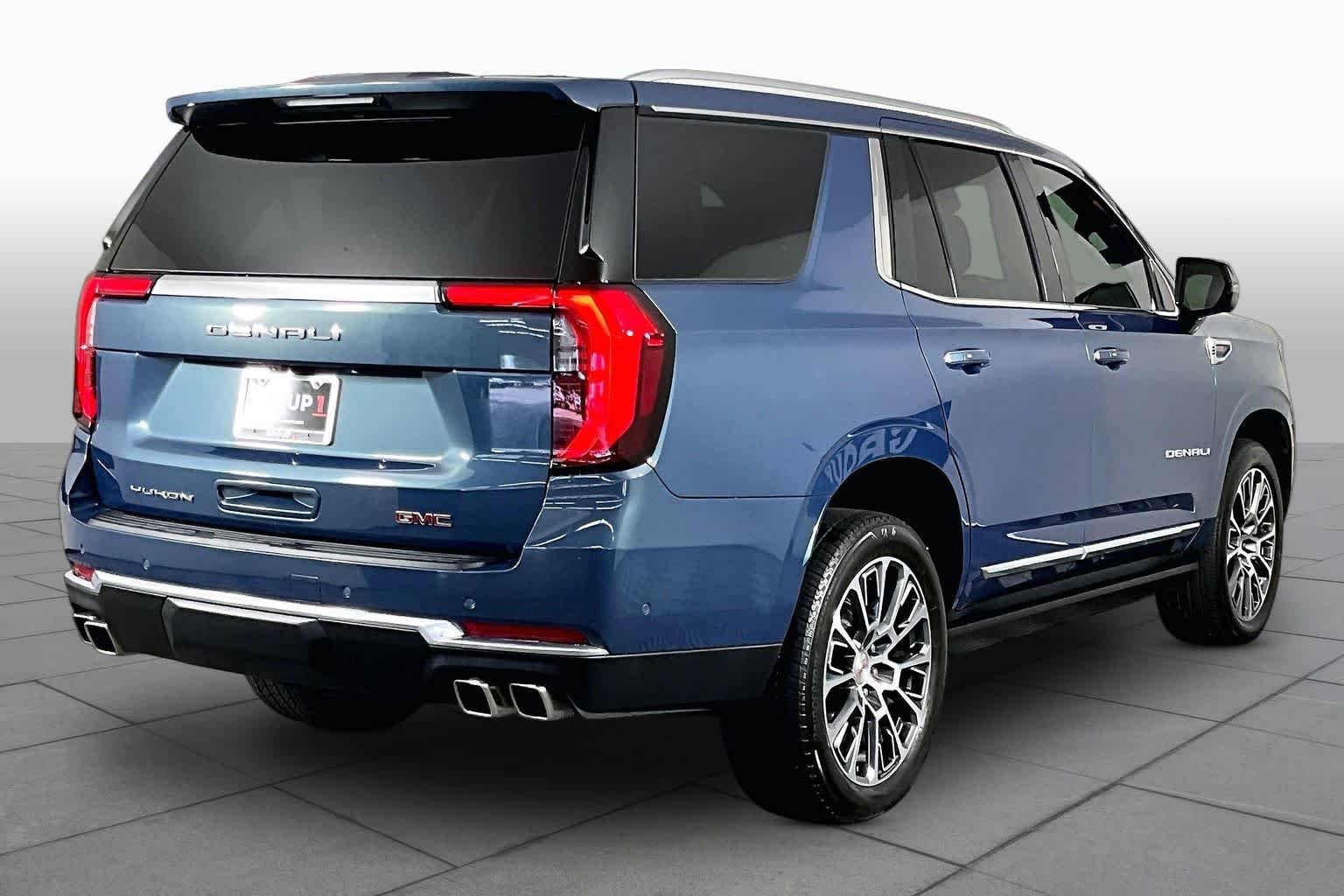 Used 2025 Downpour Metallic GMC Denali image 12