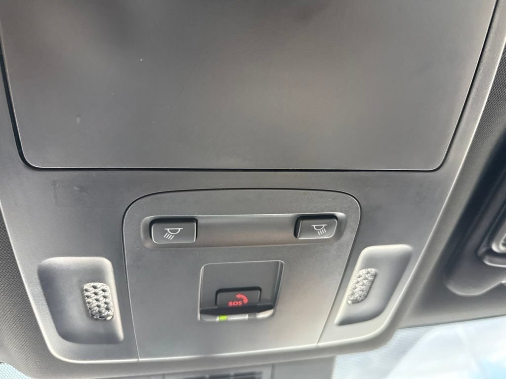 Used 2025 Heavy Metal Toyota SE image 27