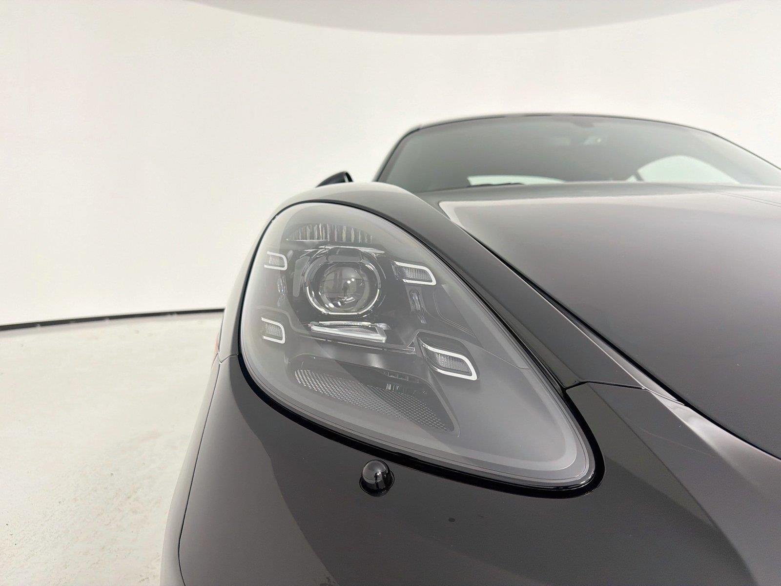 Used 2024 Black Porsche Style Edition image 29