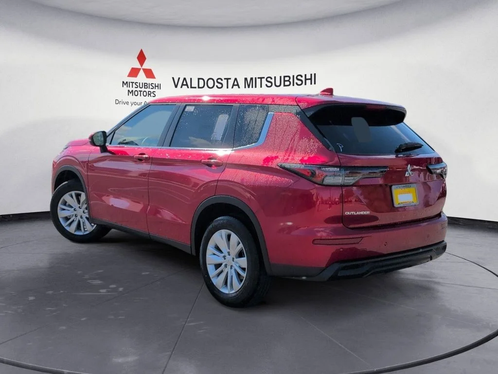 New 2026 Red Mitsubishi ES image 9