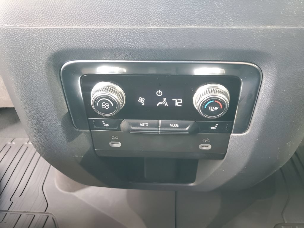2023 GMC Yukon XL Denali - Photo 26