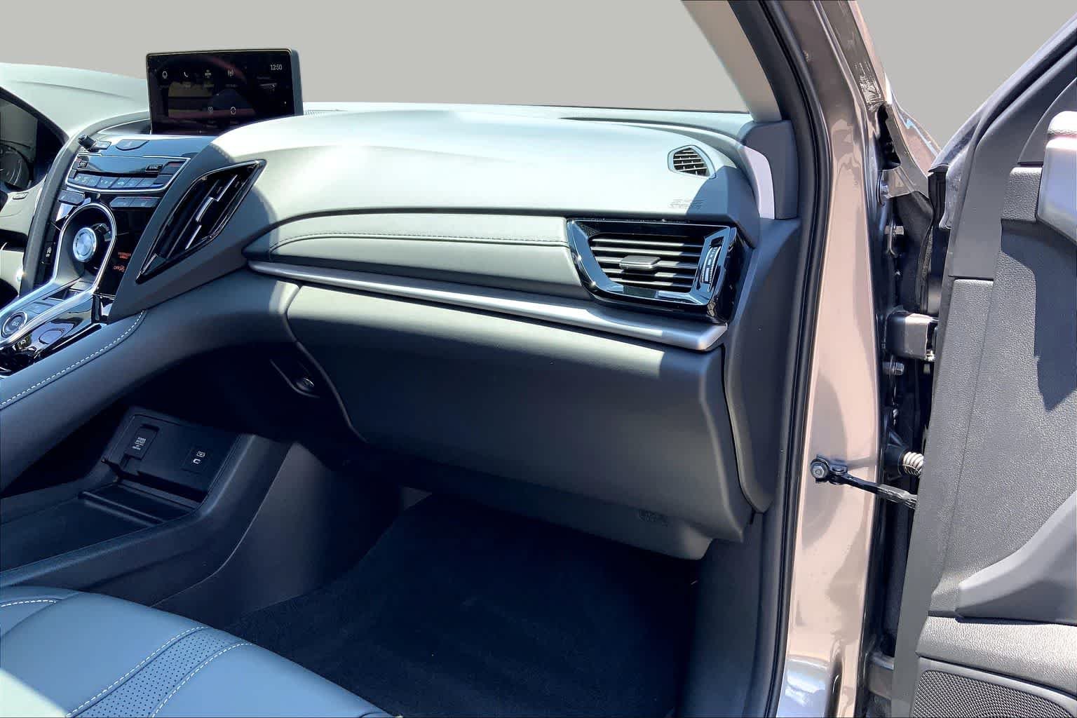Used 2026 Liquid Carbon Metallic Acura w/Technology Package image 19