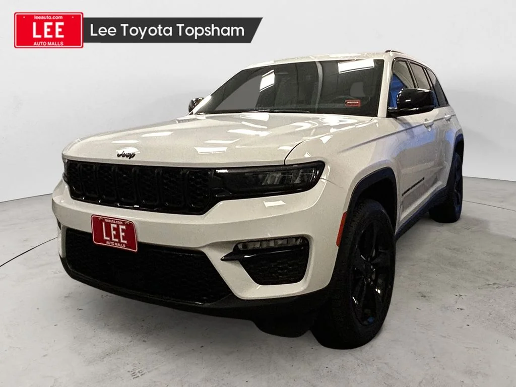 Used 2023 Bright White Jeep Limited image 1