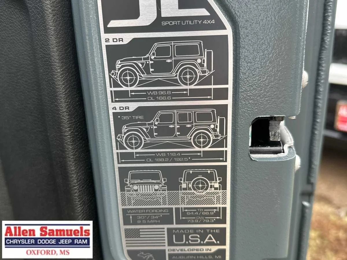 New 2026 Anvil Clear-Coat Exterior Paint Jeep Rubicon image 28