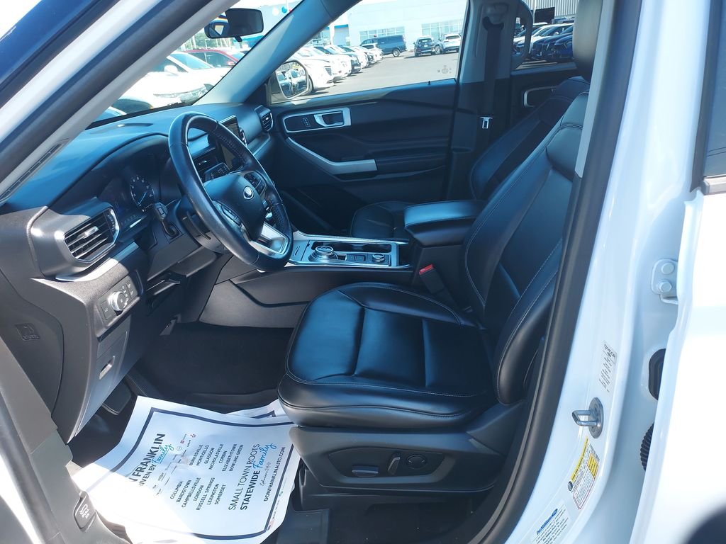 Used 2021 White Ford XLT image 13