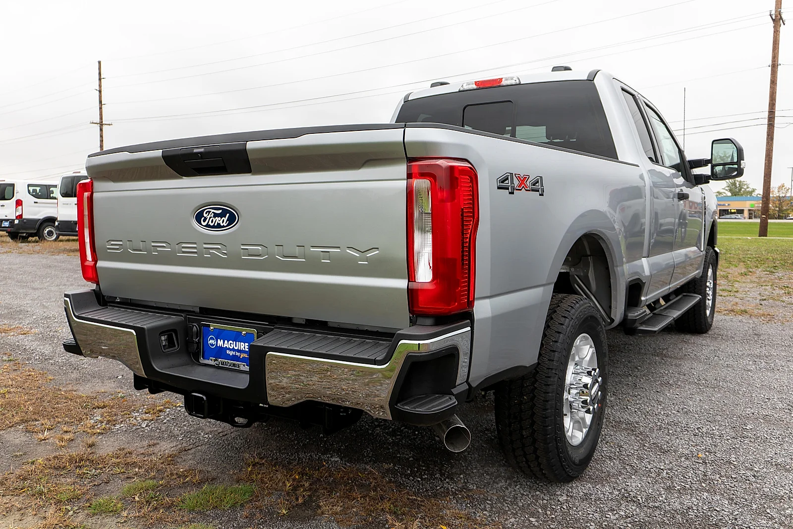 New 2027 Iconic Silver Metallic Ford F-350® XLT image 5