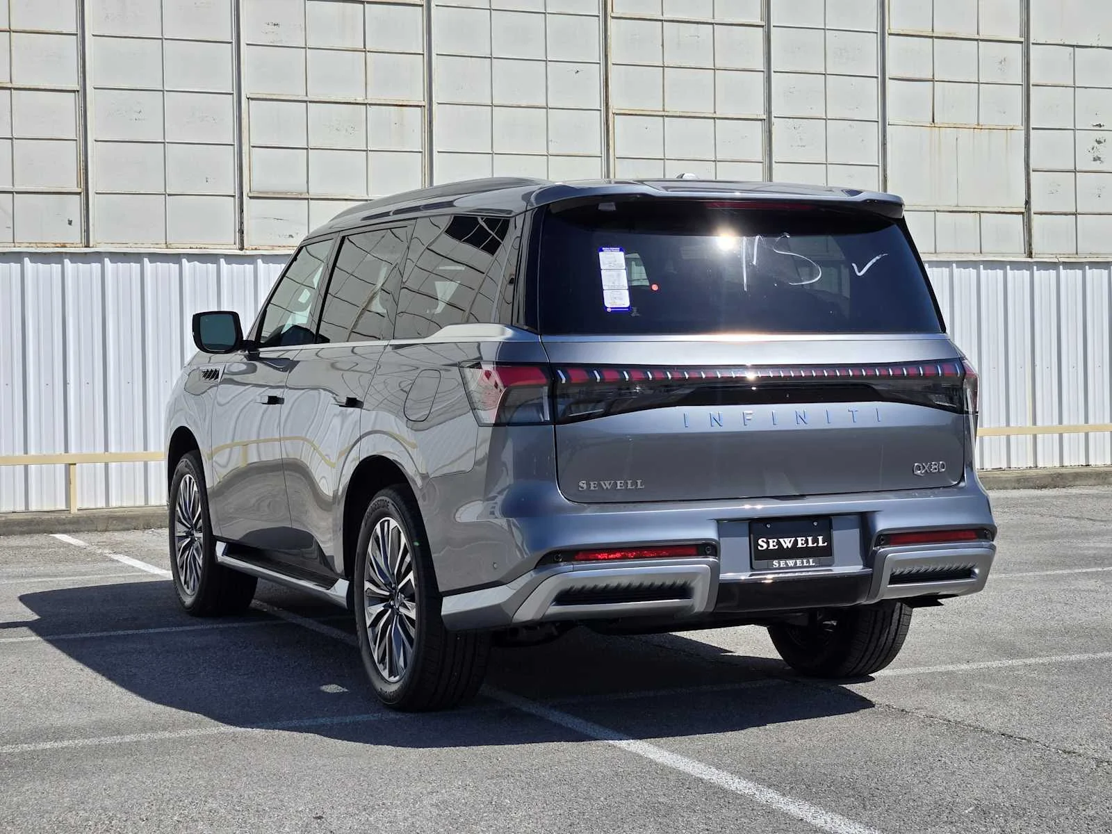 New 2026 DYNAMIC METAL INFINITI Luxe 2WD image 3