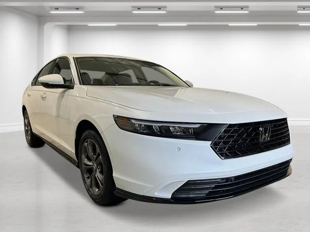 2026 Honda Accord Hybrid EX-L - Photo 11