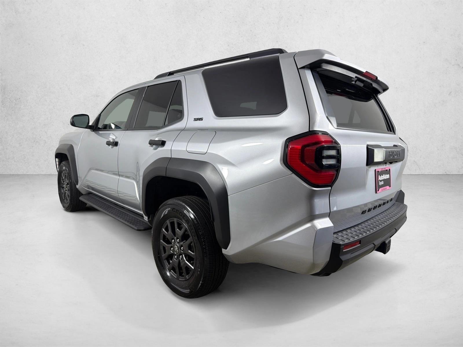 Used 2025 Silver Toyota SR5 image 5