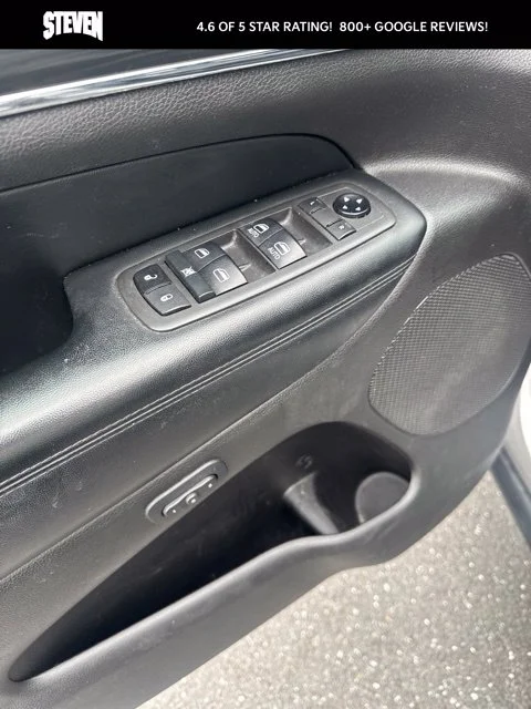 Used 2021 Silver Jeep Limited image 16
