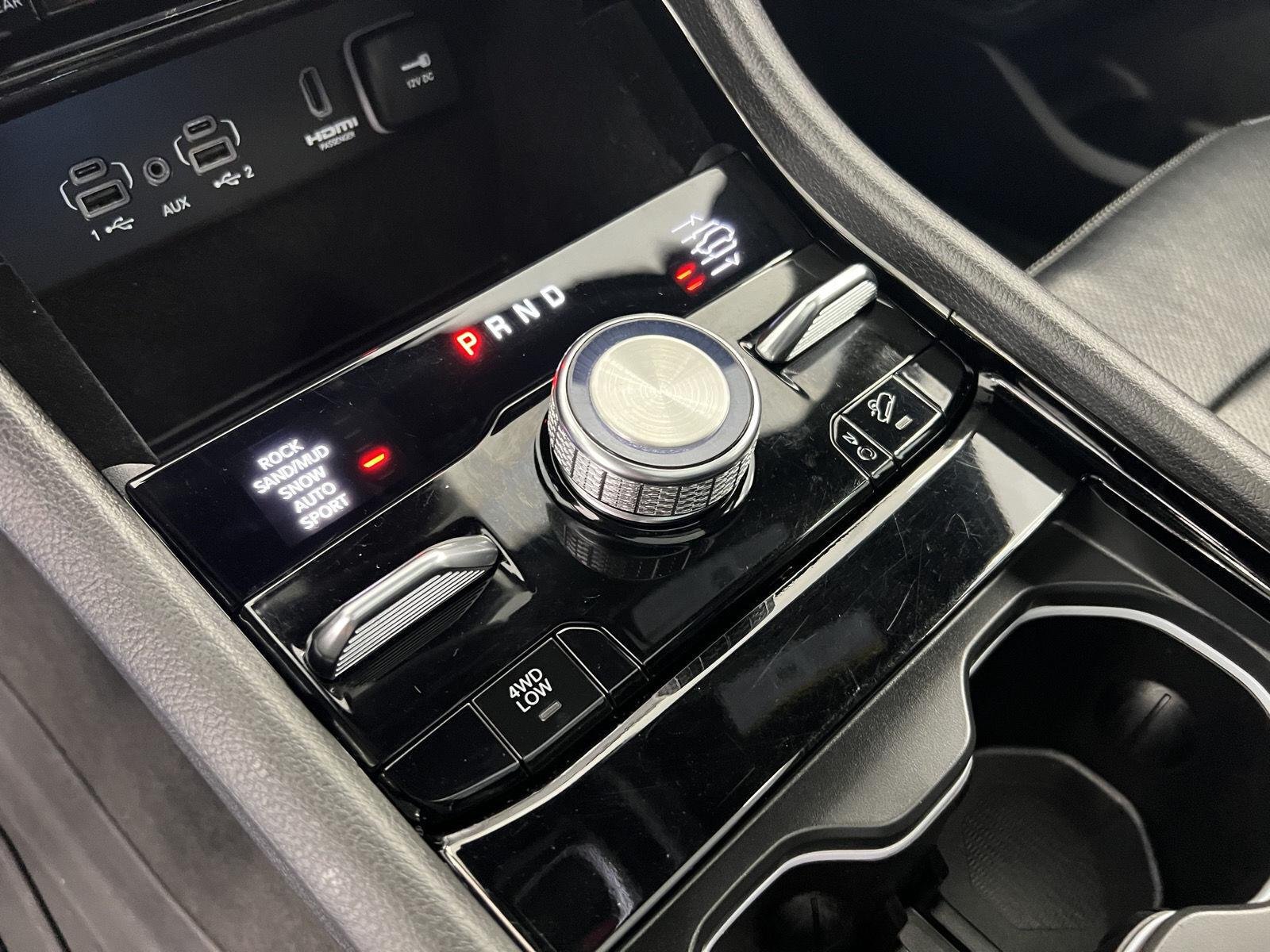 2022 Jeep Grand Cherokee Overland - Photo 9