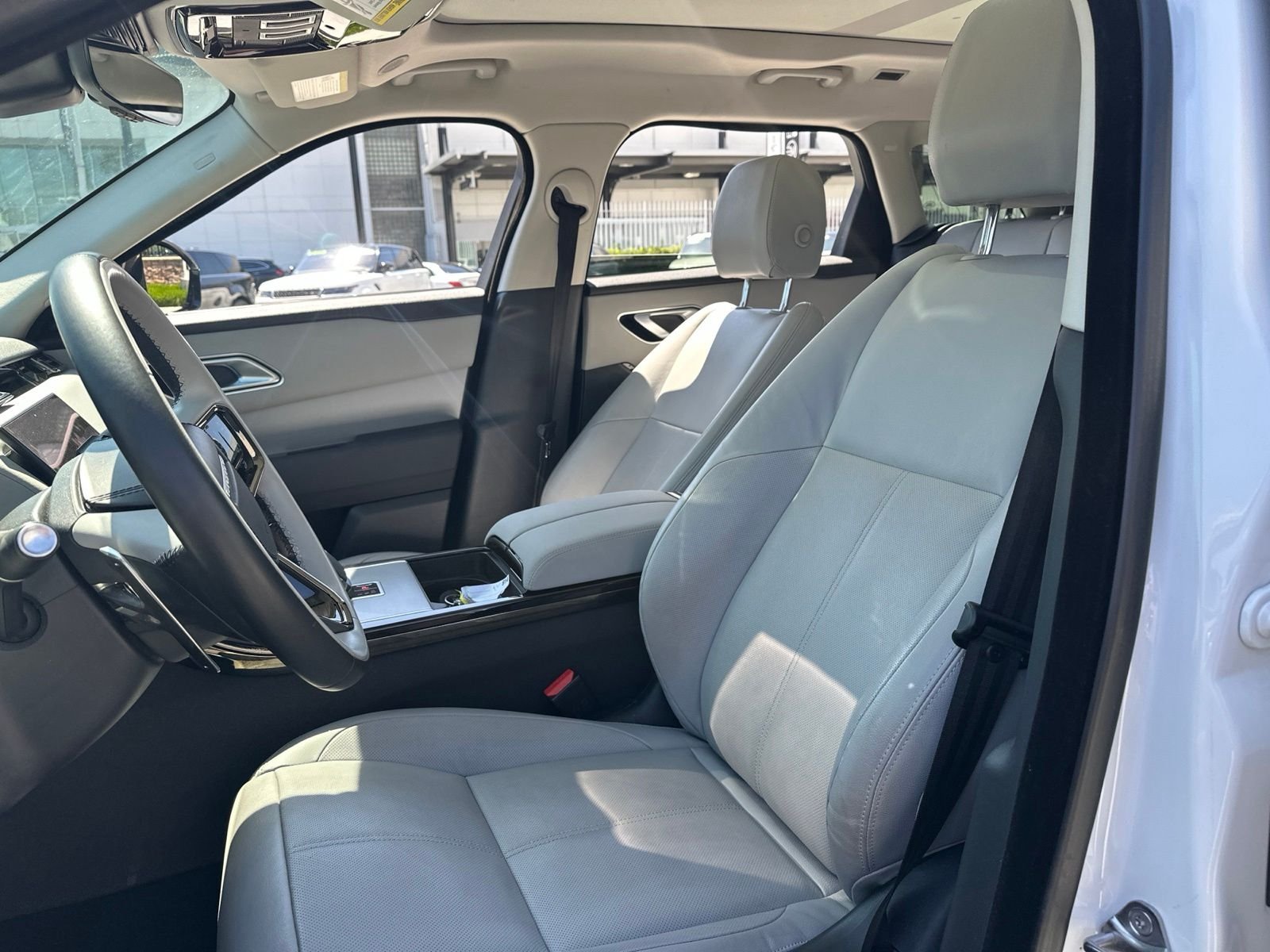 Certified Used 2024 Fuji White Land Rover S image 11