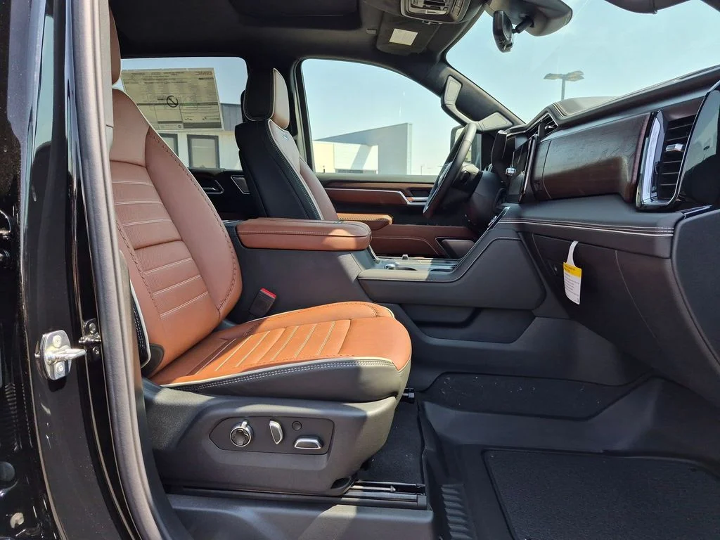 2026 GMC Sierra 3500HD Denali Ultimate - Photo 23