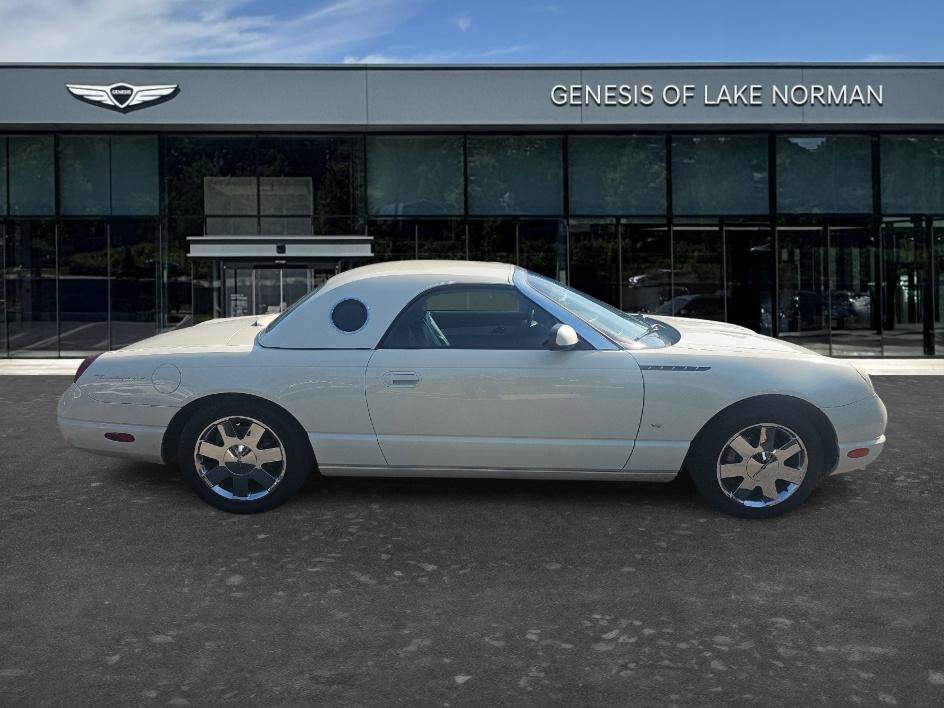 Used 2003 Whisper White Ford Premium image 4