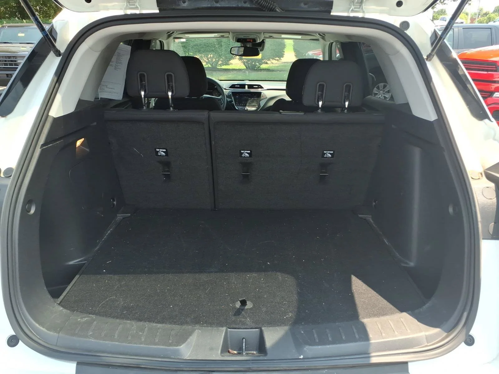 Used 2022 Summit White Chevrolet LT image 22