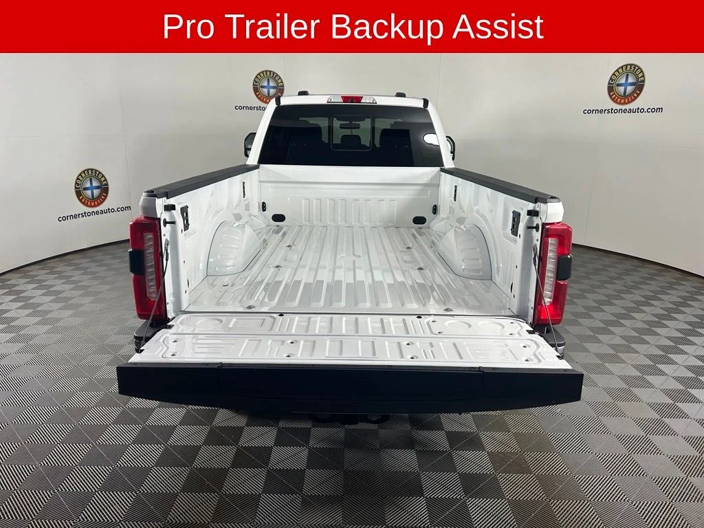 New 2026 Star White Metallic Tri-Coat Ford F-350® Lariat® image 19