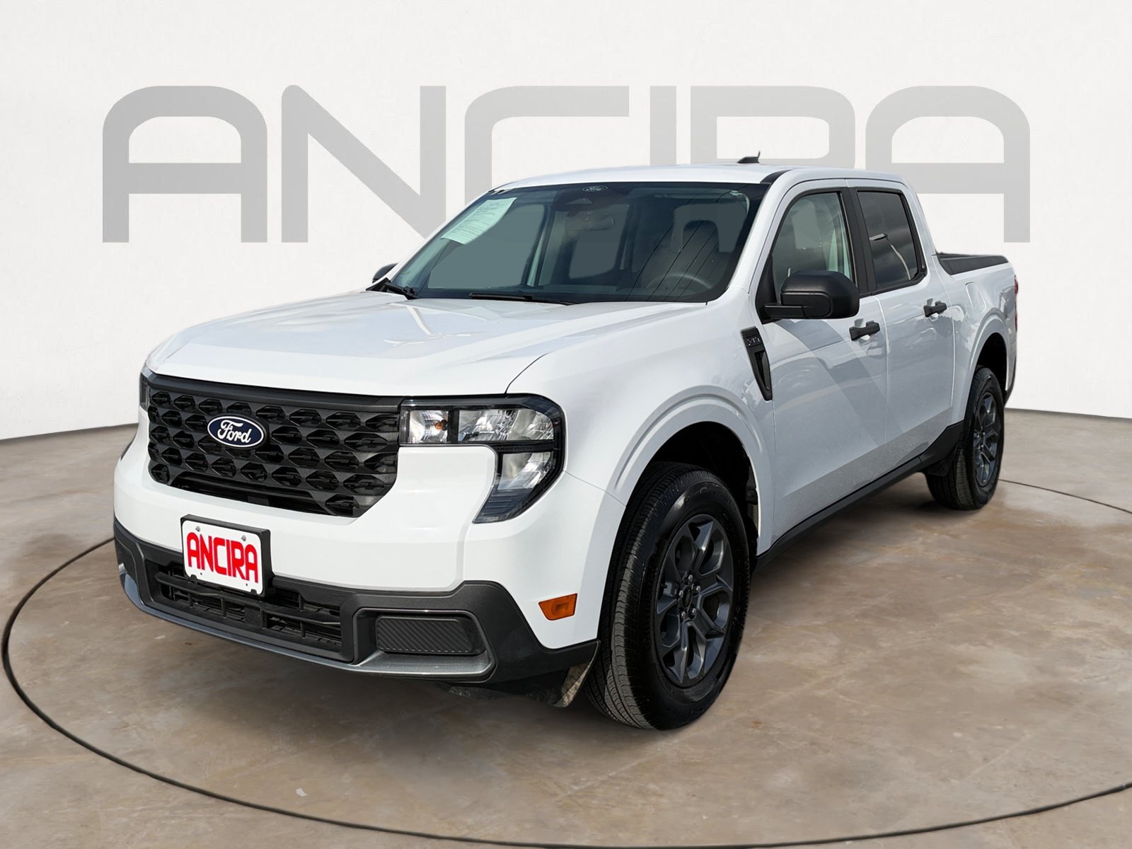 Used 2026 Oxford White Ford XLT image 3