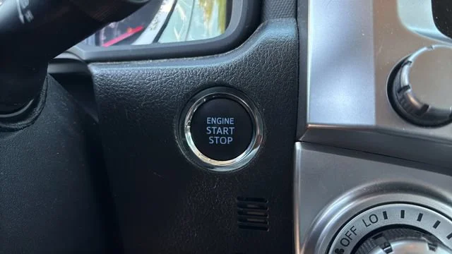 Used 2022 Gray Toyota SR5 image 28