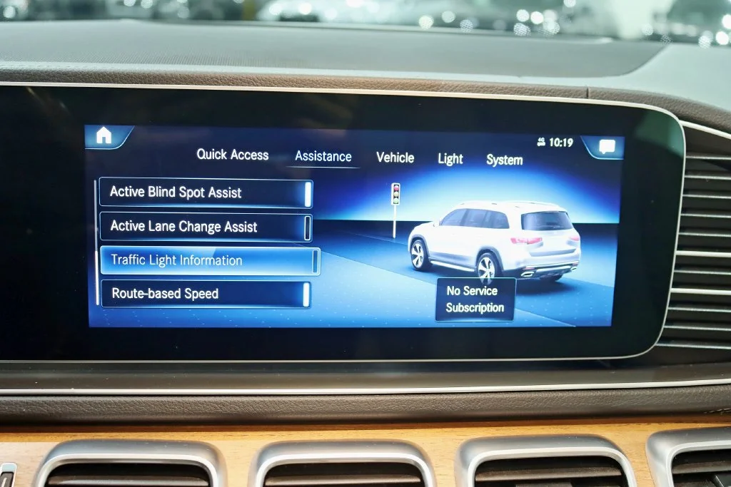Used 2022 Green Mercedes-Benz GLS 450 image 23