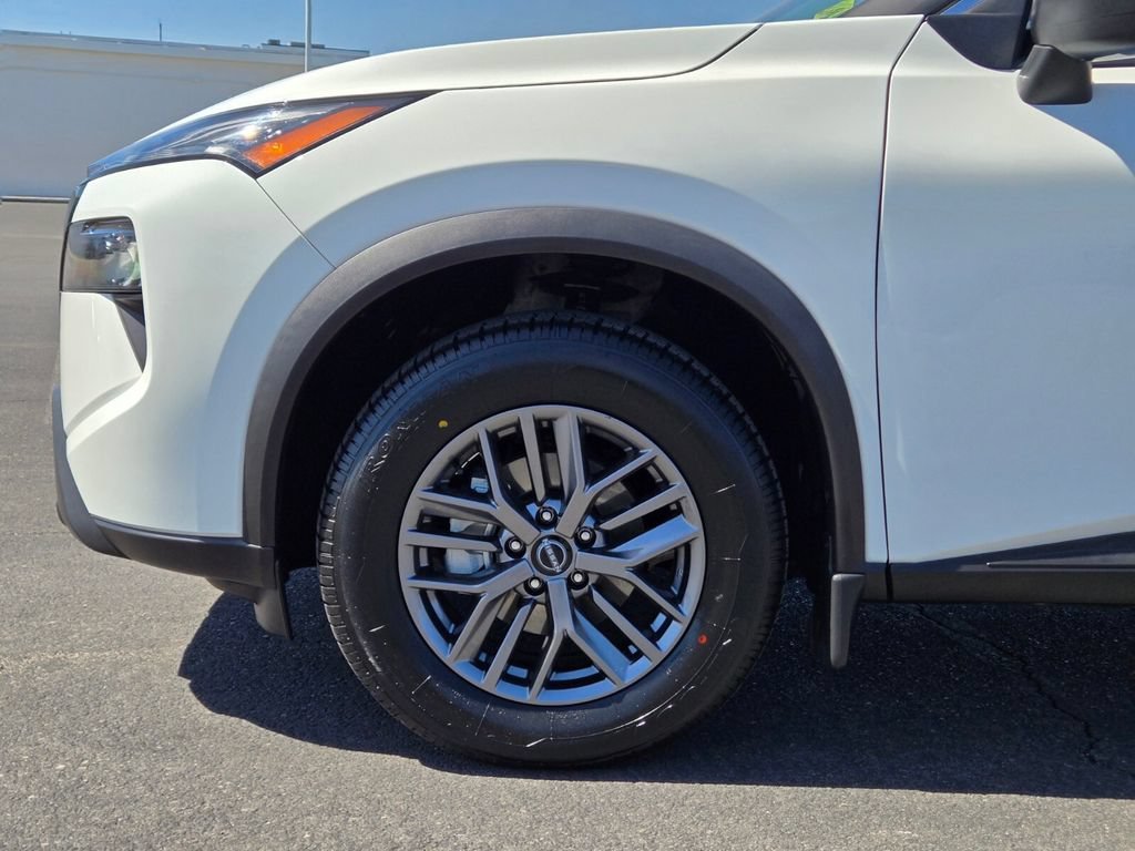 Used 2024 Glacier White Nissan S image 13