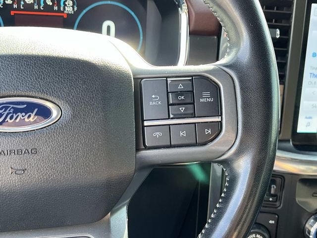 Used 2022 Black Ford Lariat image 31