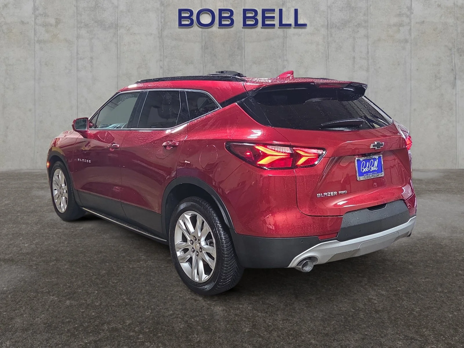 Used 2019 Red Chevrolet Base image 3