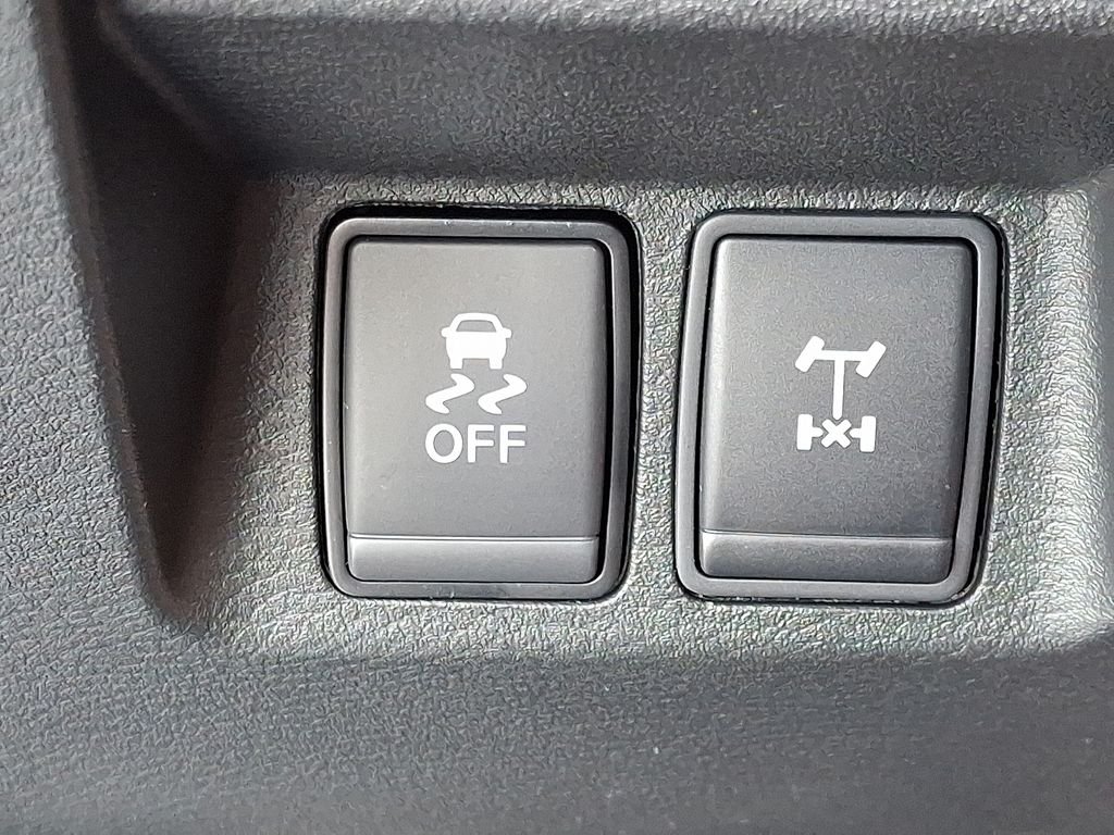 2026 Nissan Frontier — photo 17