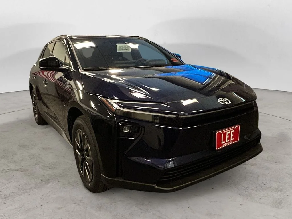 New 2026 Blueprint Toyota XLE image 7