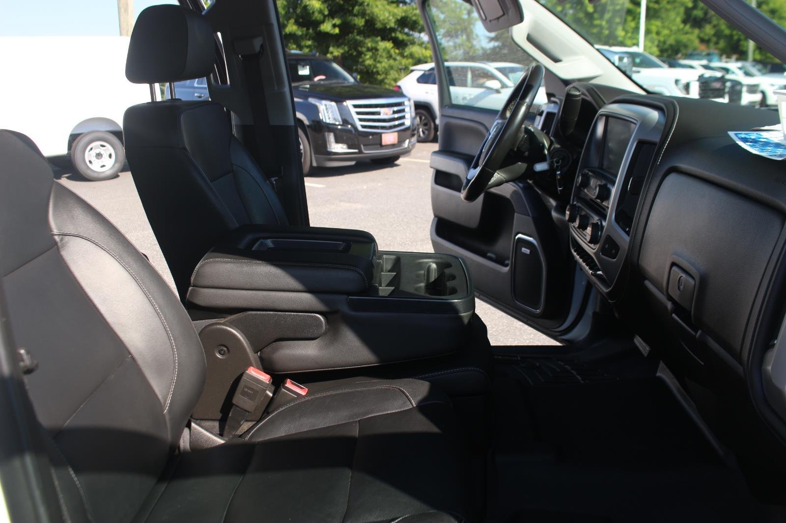 Used 2018 SUMMIT WHITE GMC SLT image 35