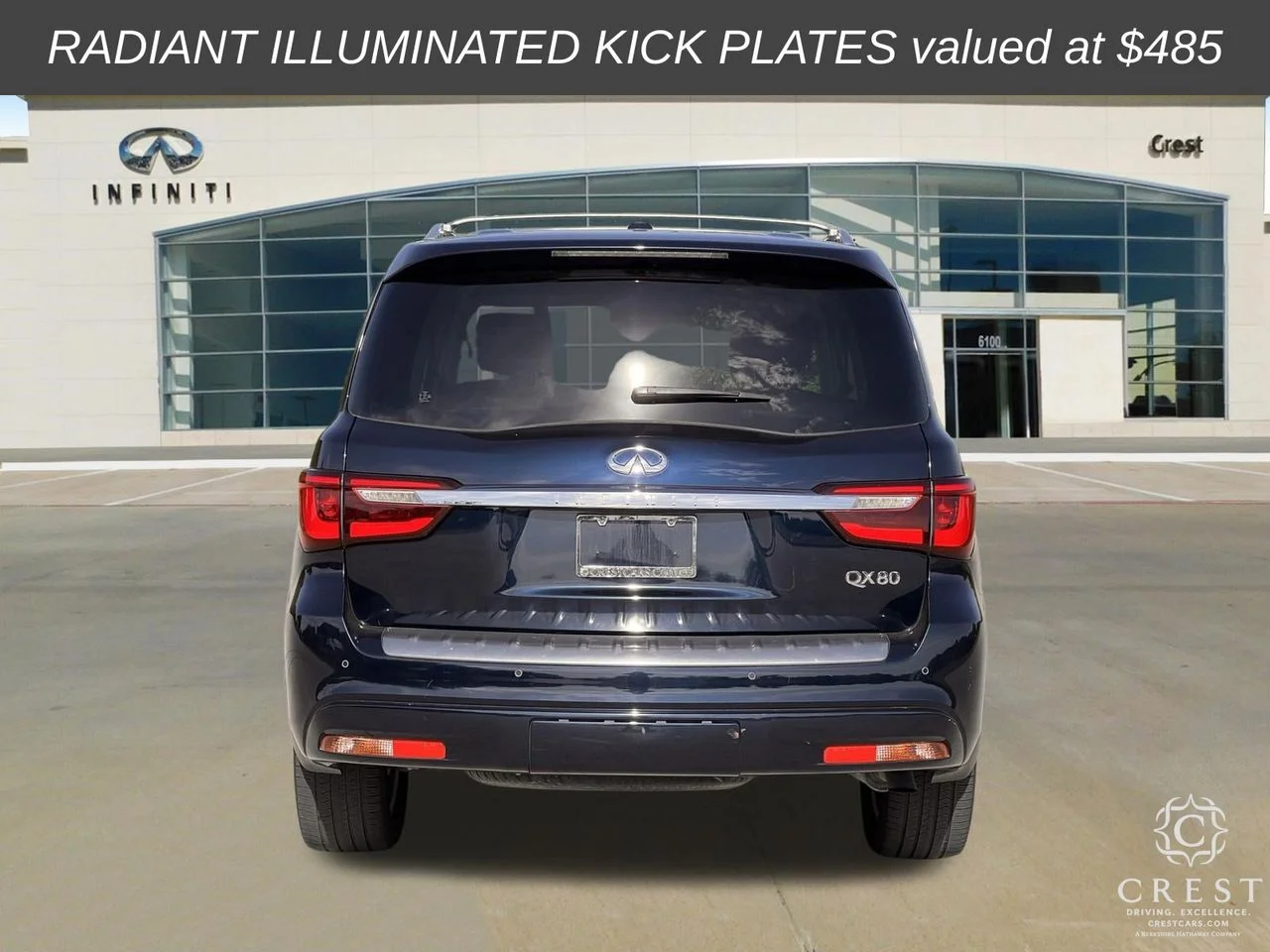 Used 2019 Hermosa Blue INFINITI LUXE image 4