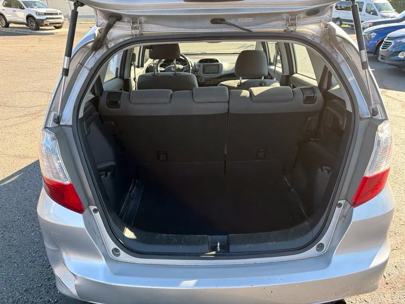 Used 2011  Honda Base image 8