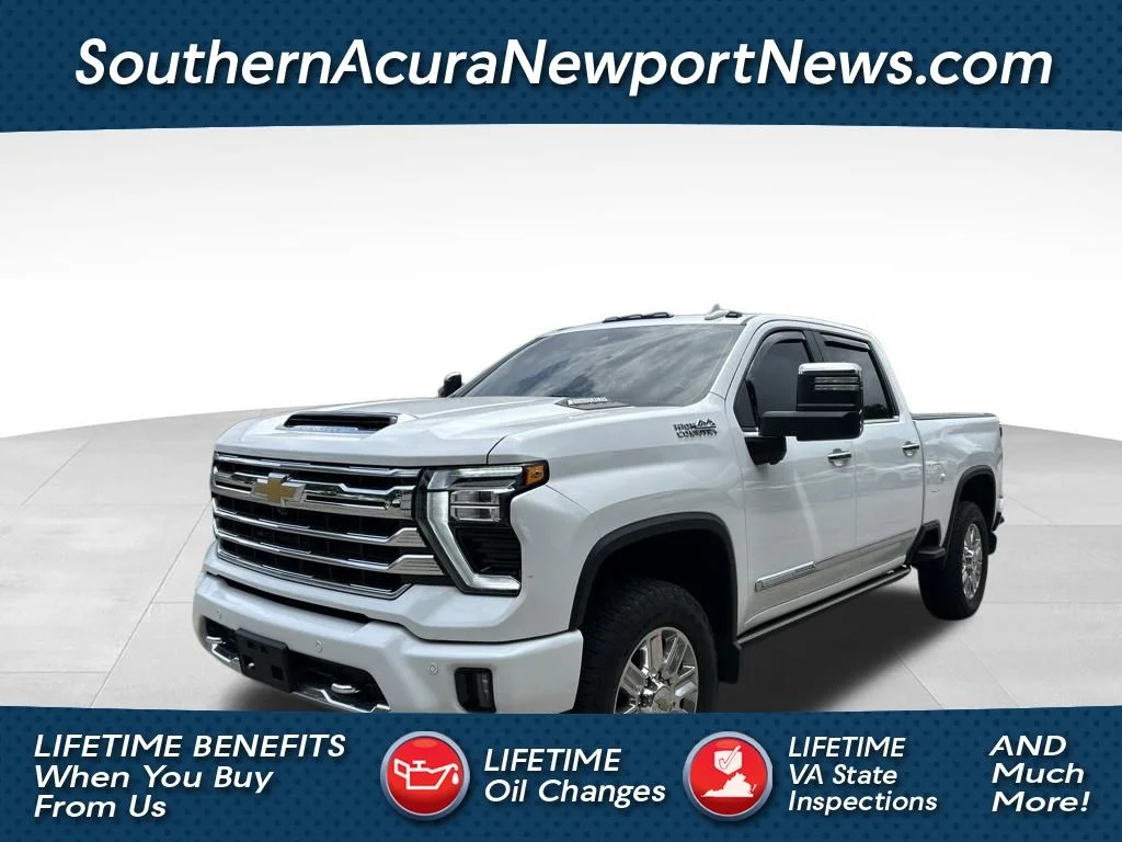 Used 2024 Summit White Chevrolet High Country image 1