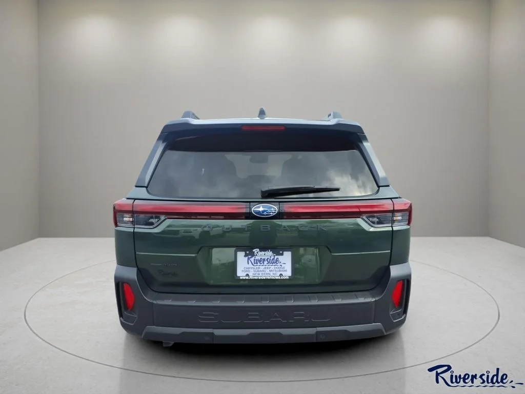 New 2026 DEEP EMERALD GREEN PEARL Subaru Limited image 2
