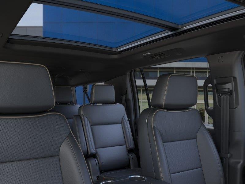 2026 Chevrolet Suburban Premier - Photo 24