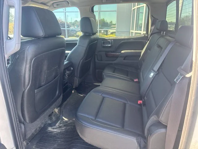 Used 2015 Silver GMC SLT image 17