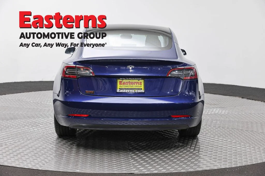 Used 2018 Blue Tesla Long Range image 6