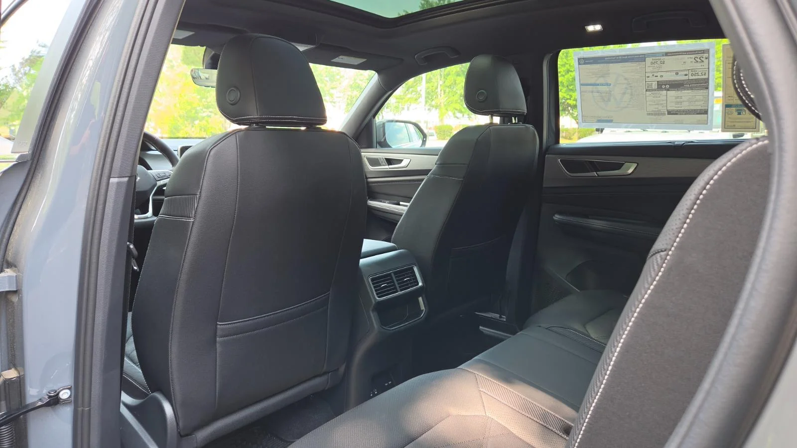 2026 Volkswagen Atlas Cross Sport SE w/Tech - Photo 45