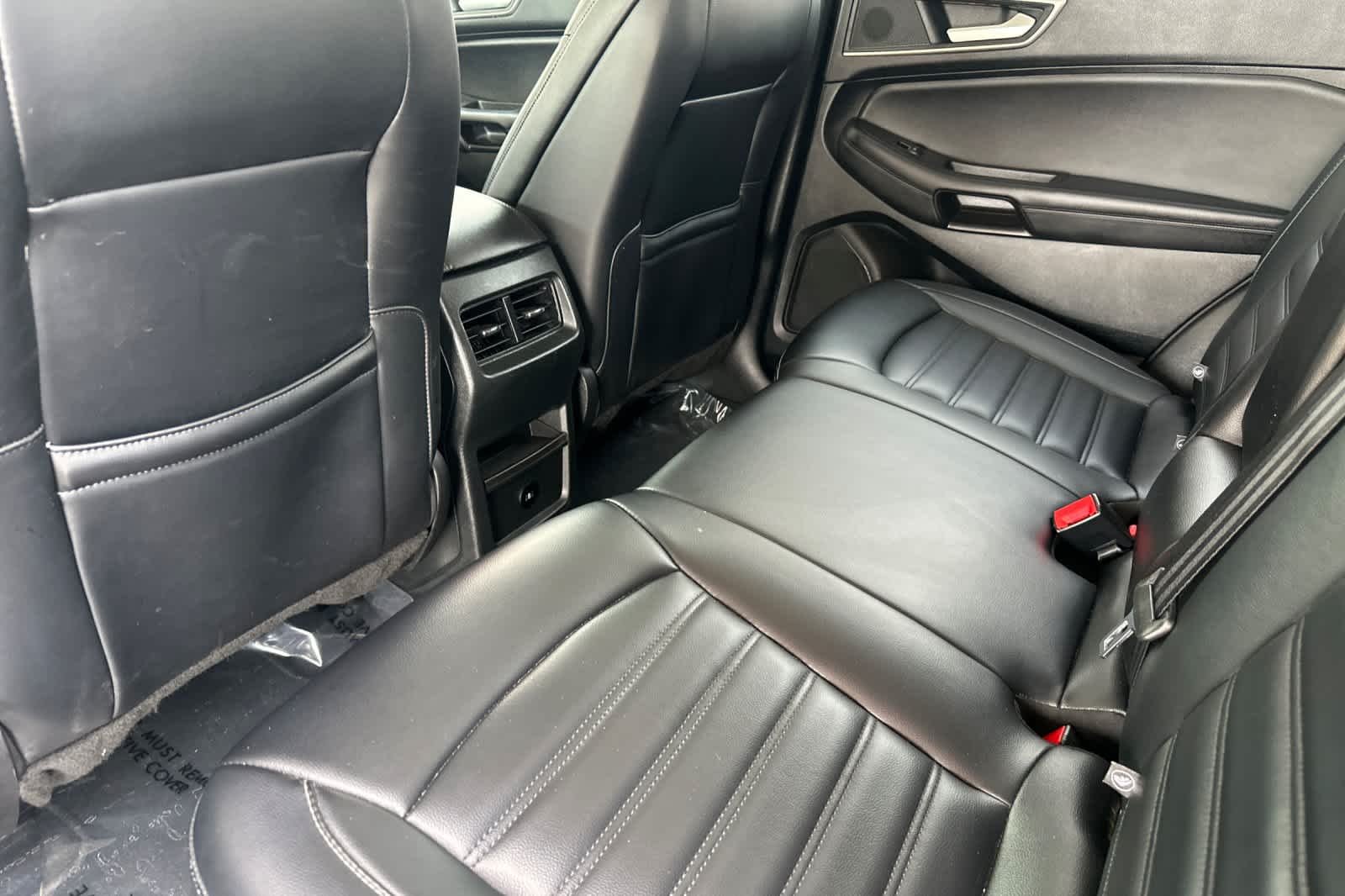 Used 2024 Carbonized Gray Metallic Ford SEL image 4