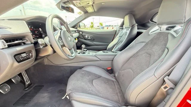 Used 2026 Red Toyota 3.0 image 9