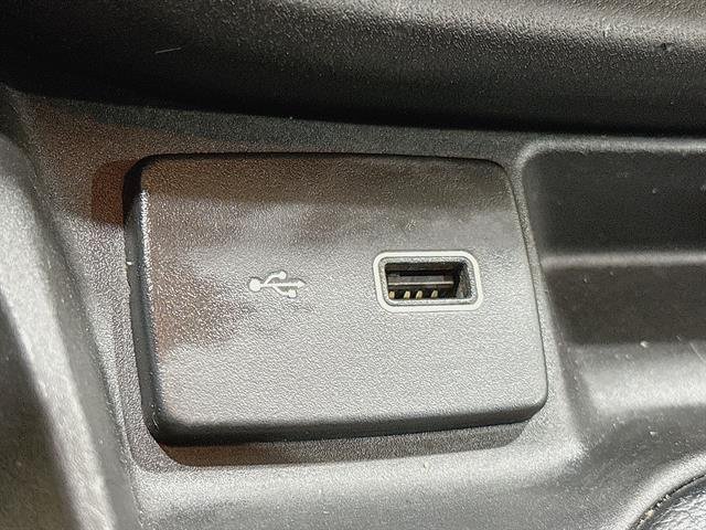 Used 2022 White Ram Cargo Van image 31