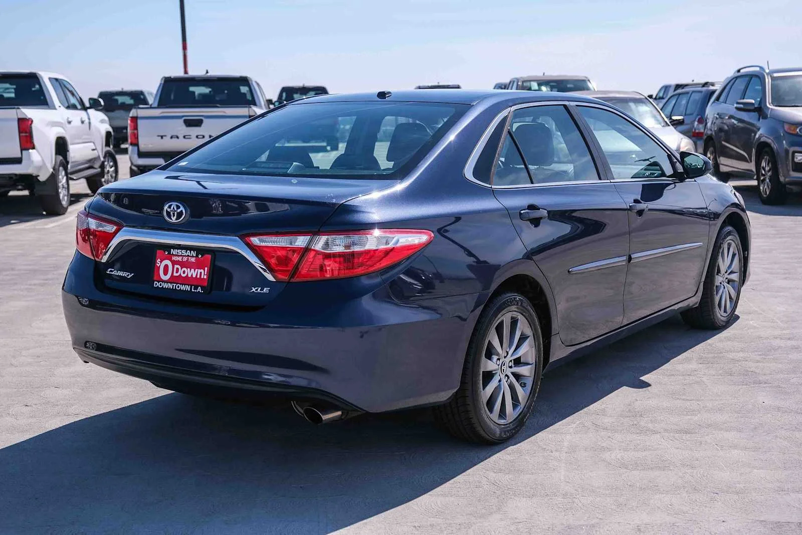 Used 2017 Parisian Night Pearl Toyota XLE image 4
